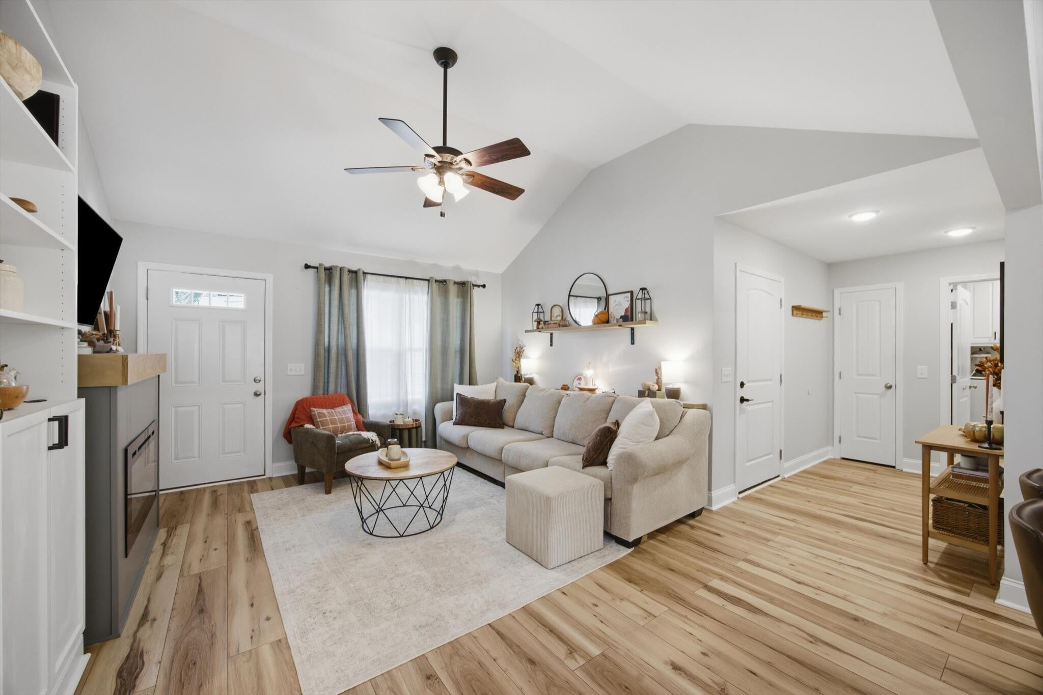 3562 Colston Lane