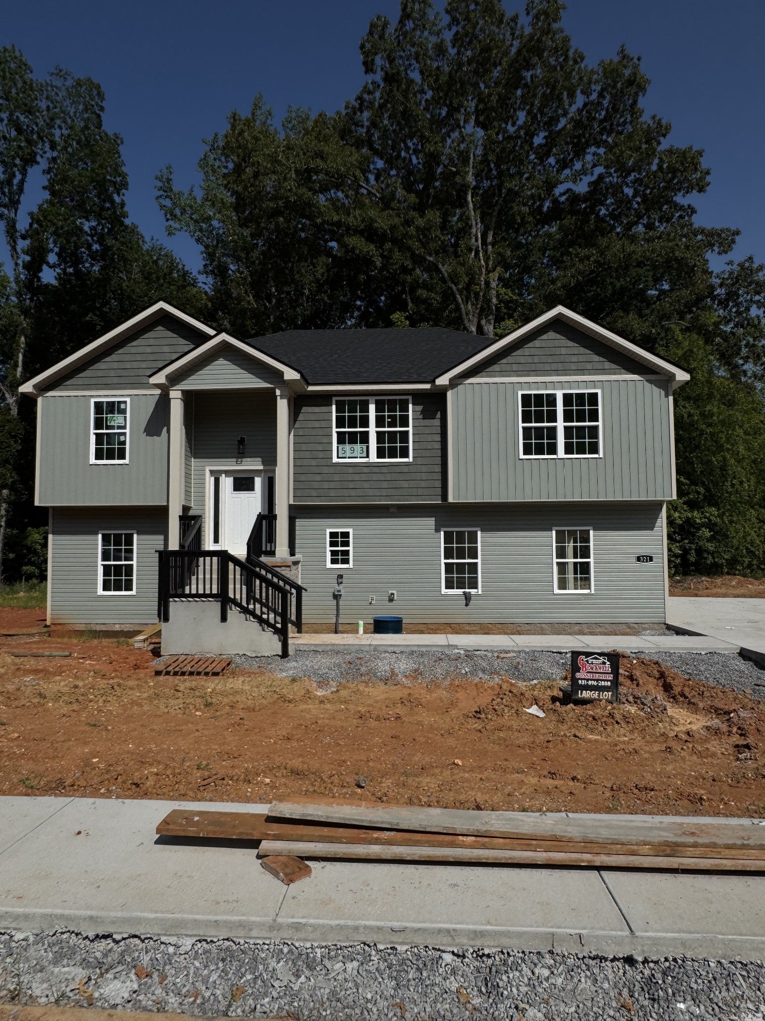 321 Tisha Ct