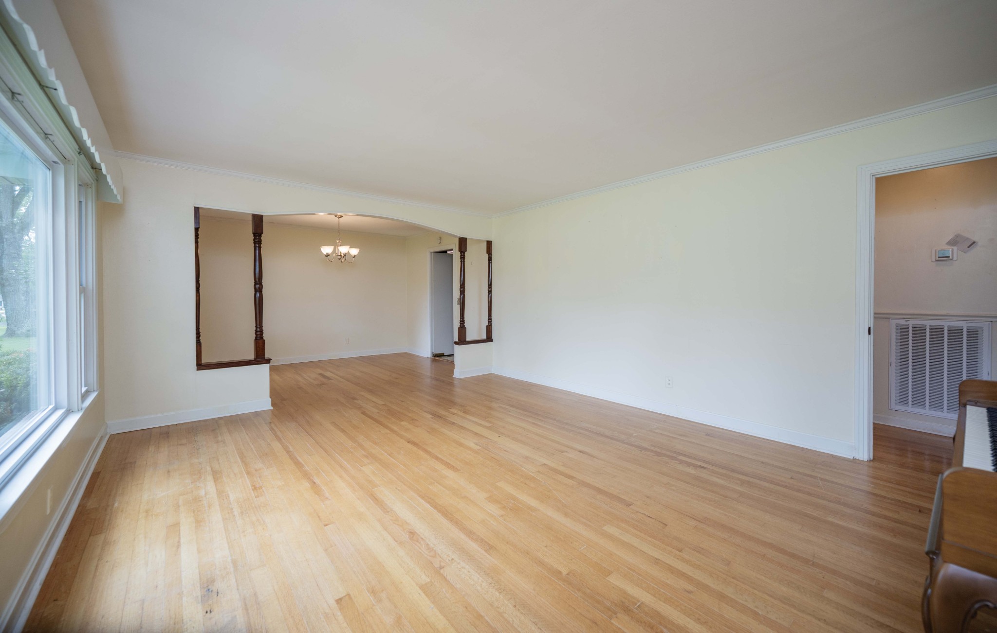 1123 Jones Blvd