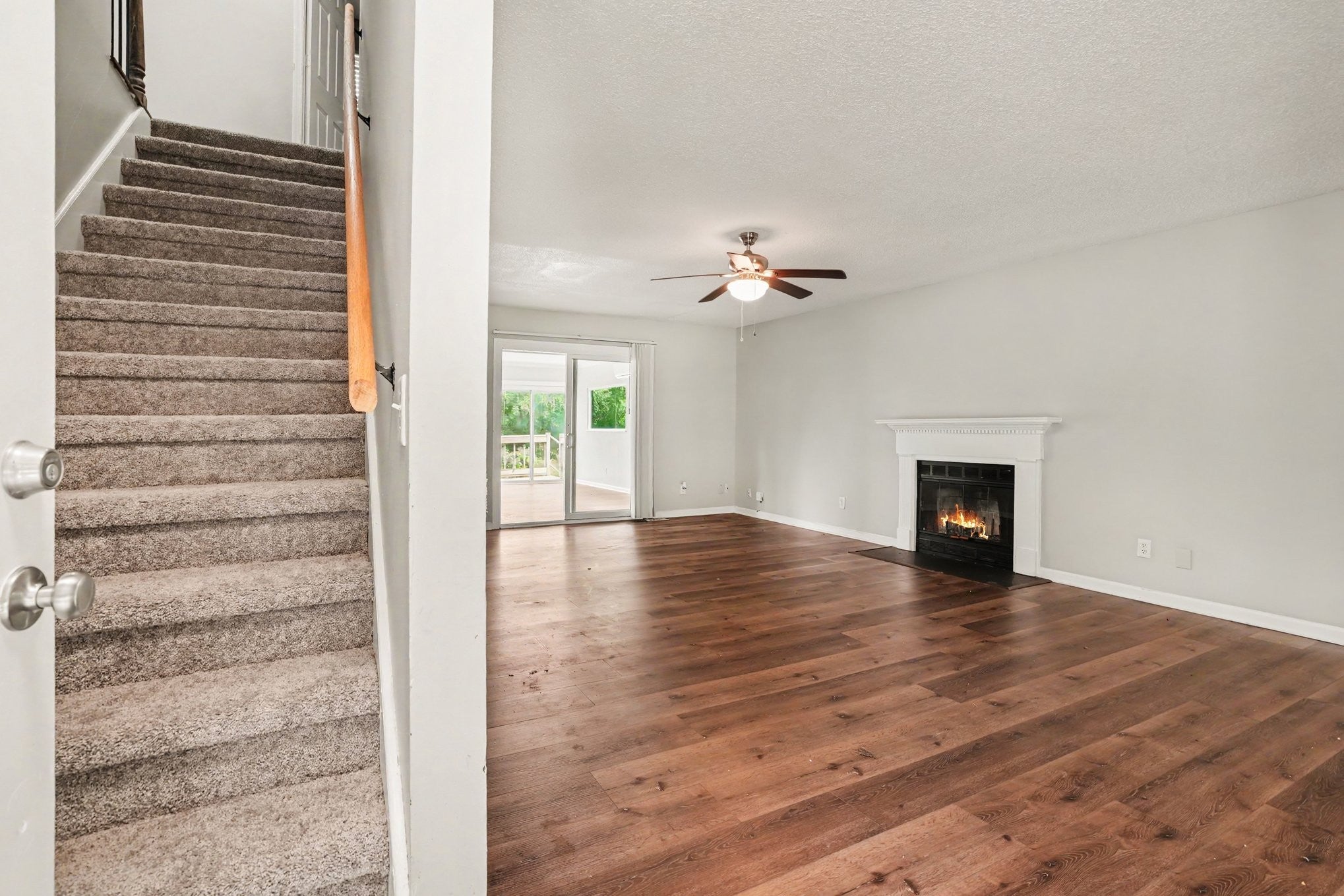 2414 Stones Throw Dr