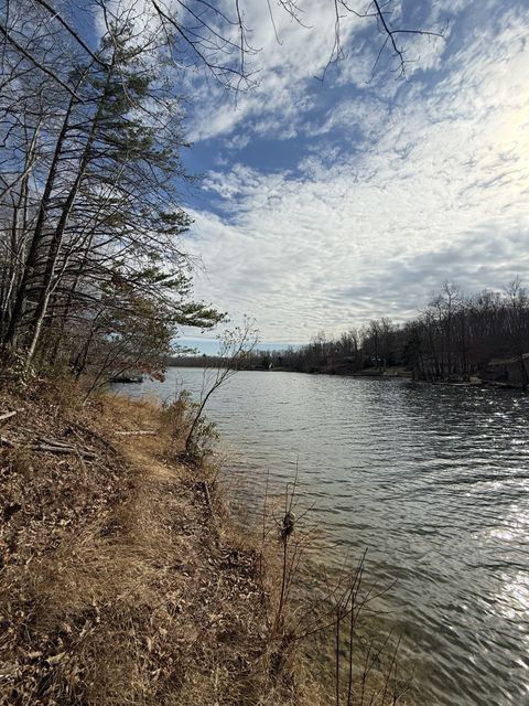 223 Dublin Ln Crossville TN 38558