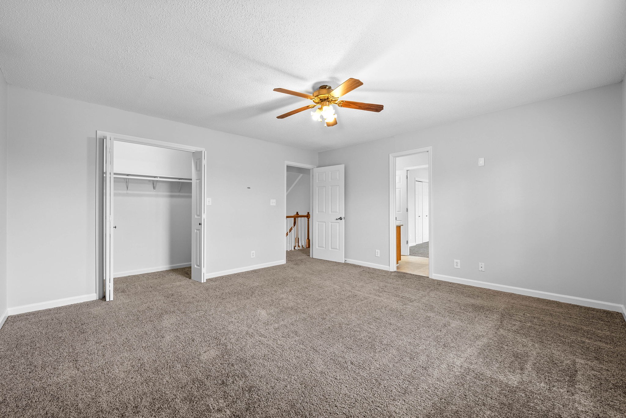 Clarksville, Tennessee 37043, United States, 4 Bedrooms Bedrooms, ,3 BathroomsBathrooms,Residential,Active,77461