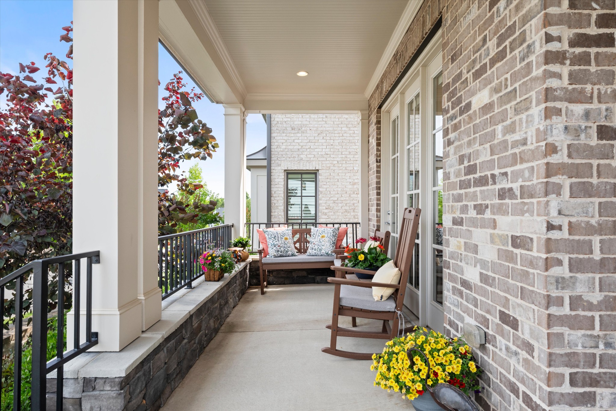 900 Horizon Dr