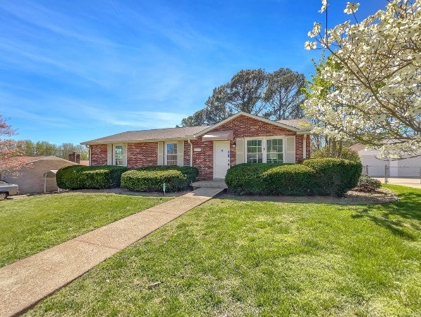 692 Atlanta Dr