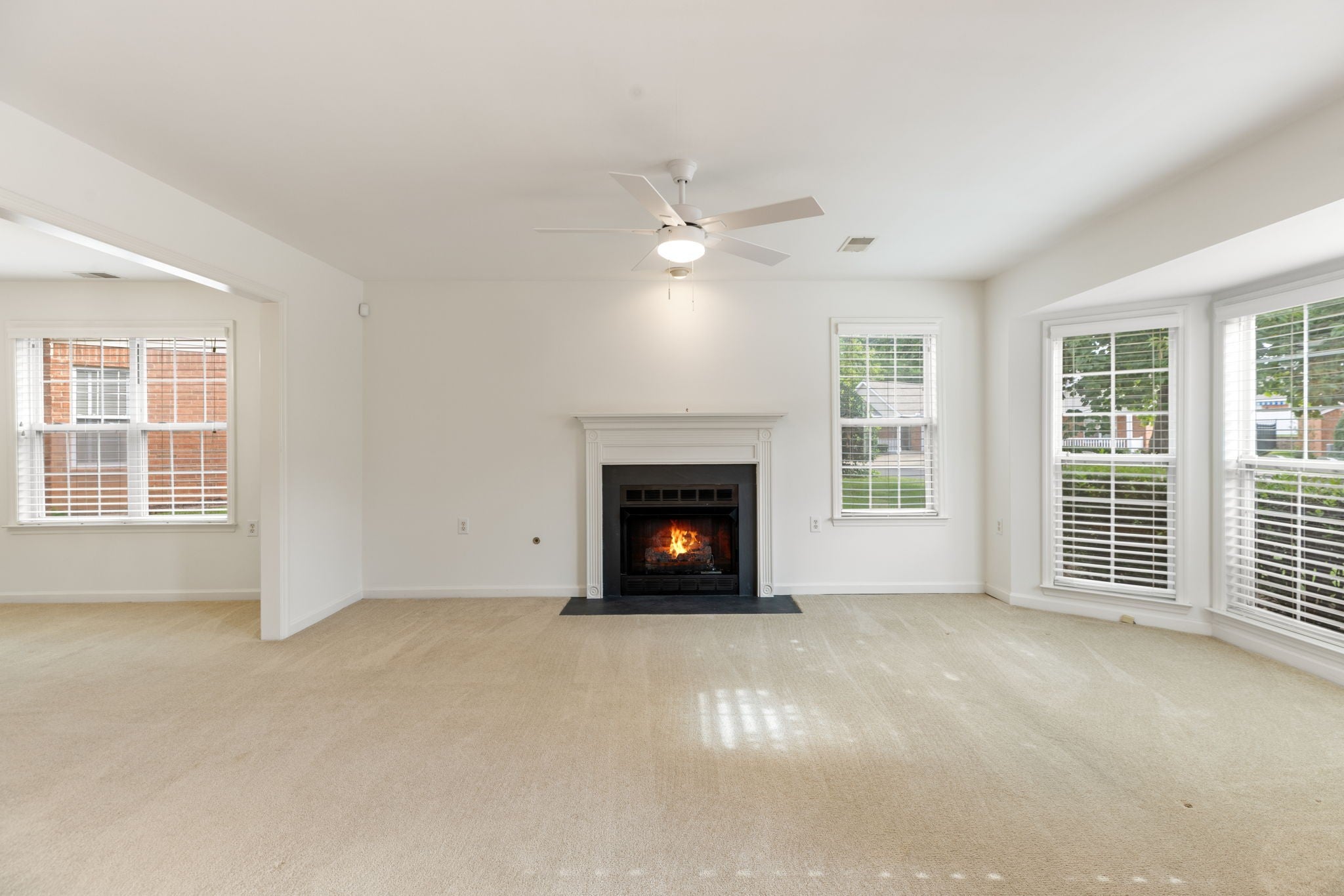 39 Chadwell Ln