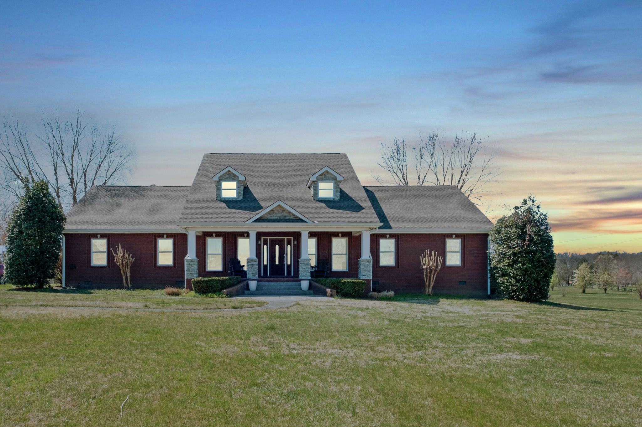 272 Davis Rd