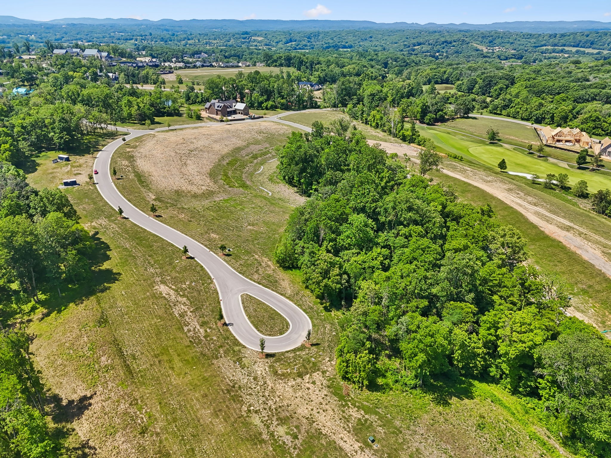 8386 Six String Drive Lot 1207