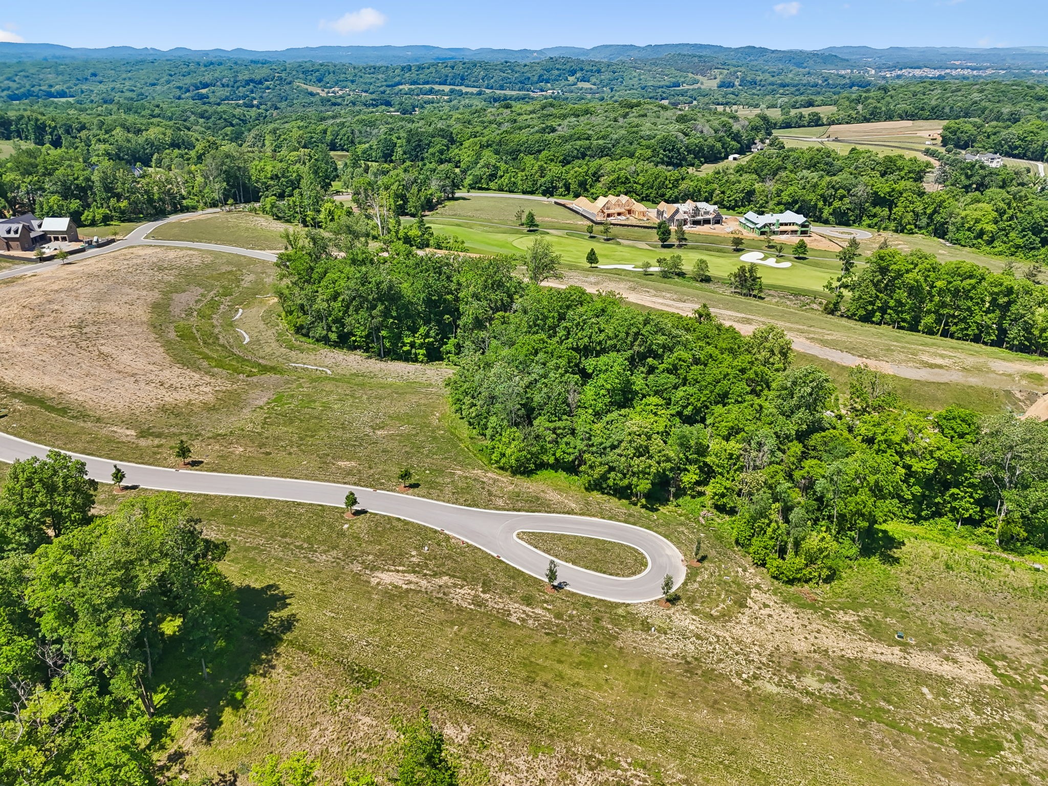 8386 Six String Drive Lot 1207