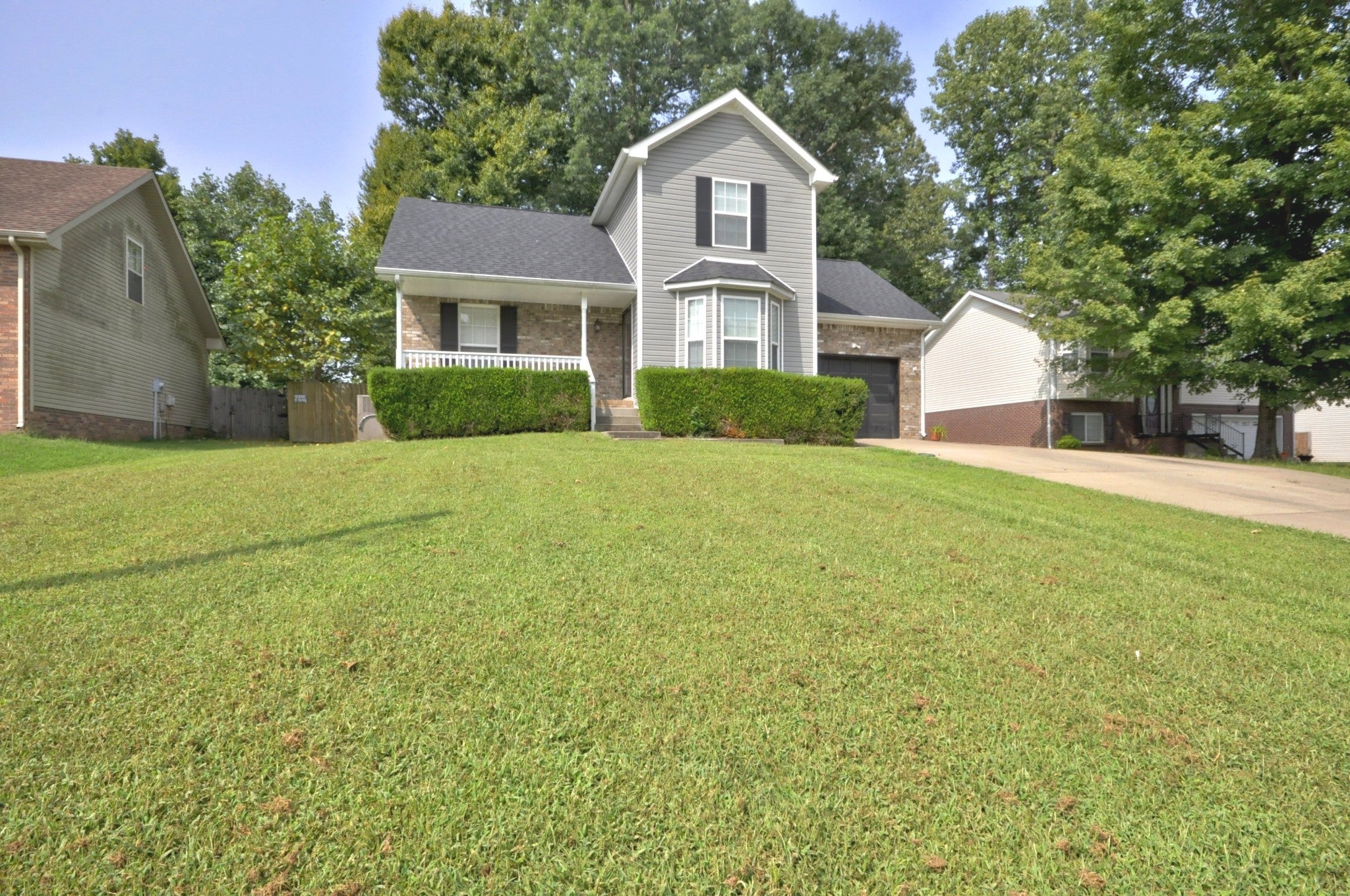 2476 RAFIKI DR