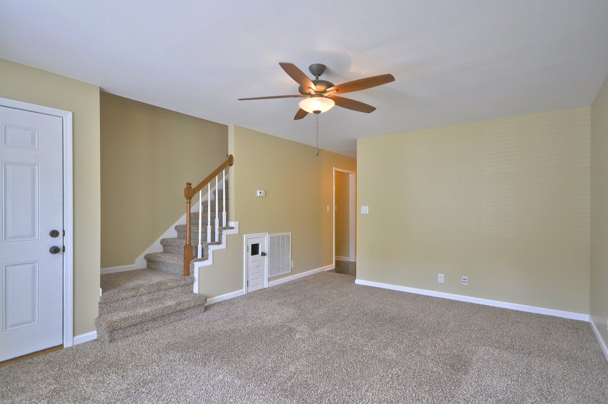 2476 RAFIKI DR