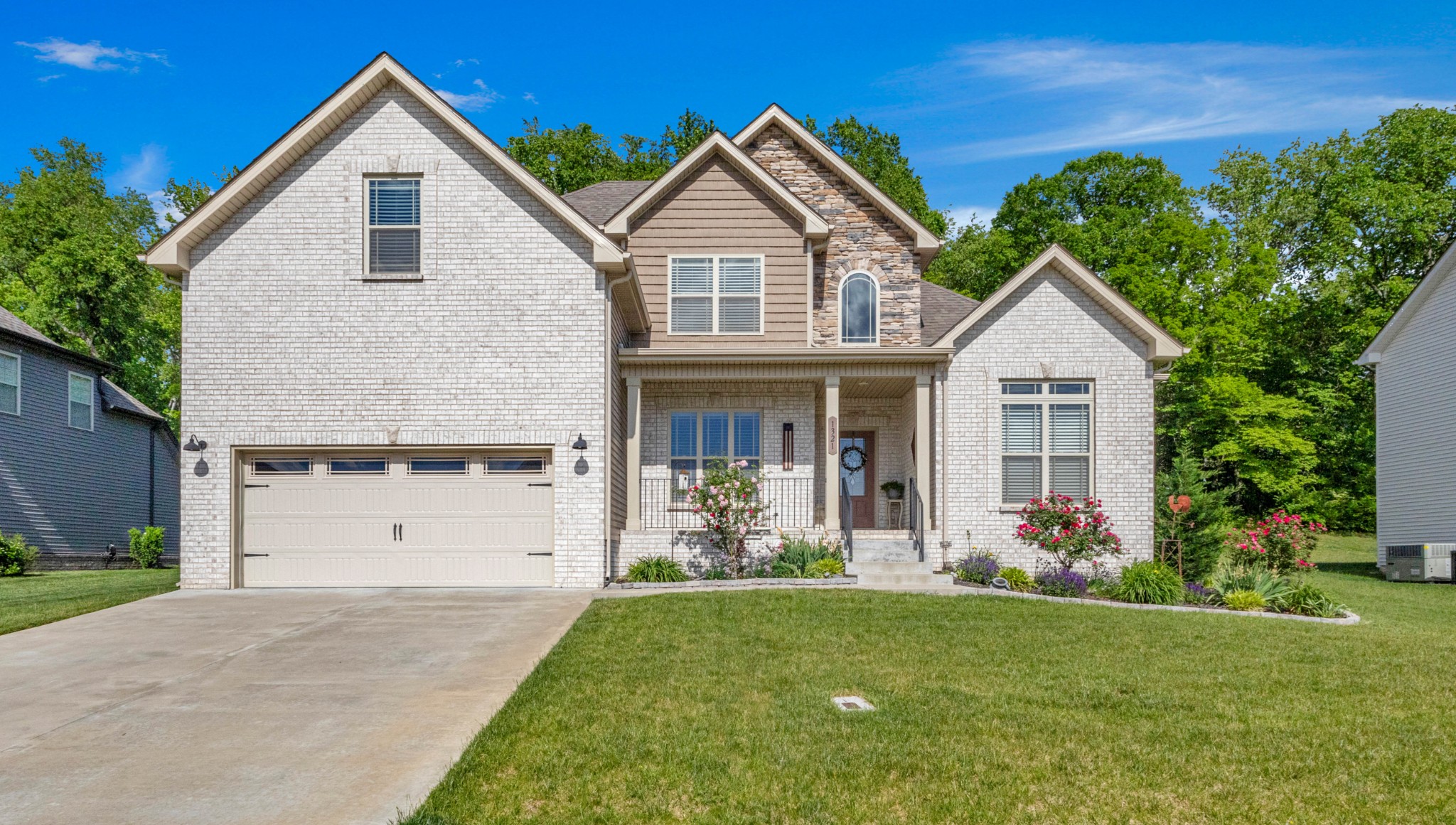 1321 HIGHGROVE LANE