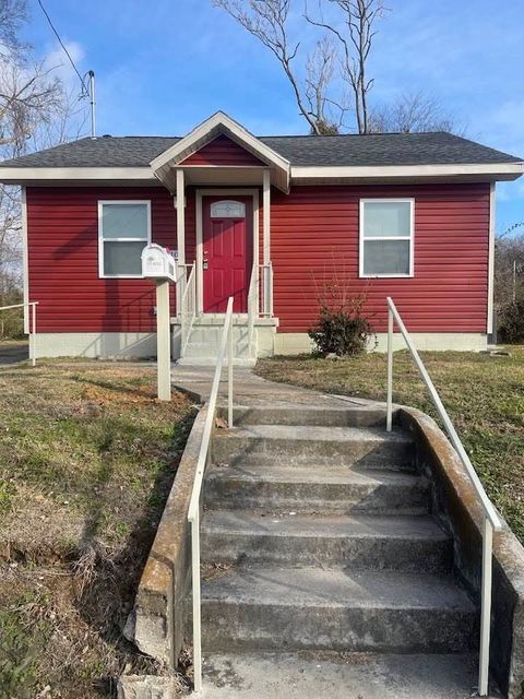 1010 Howell St Hopkinsville KY 42240