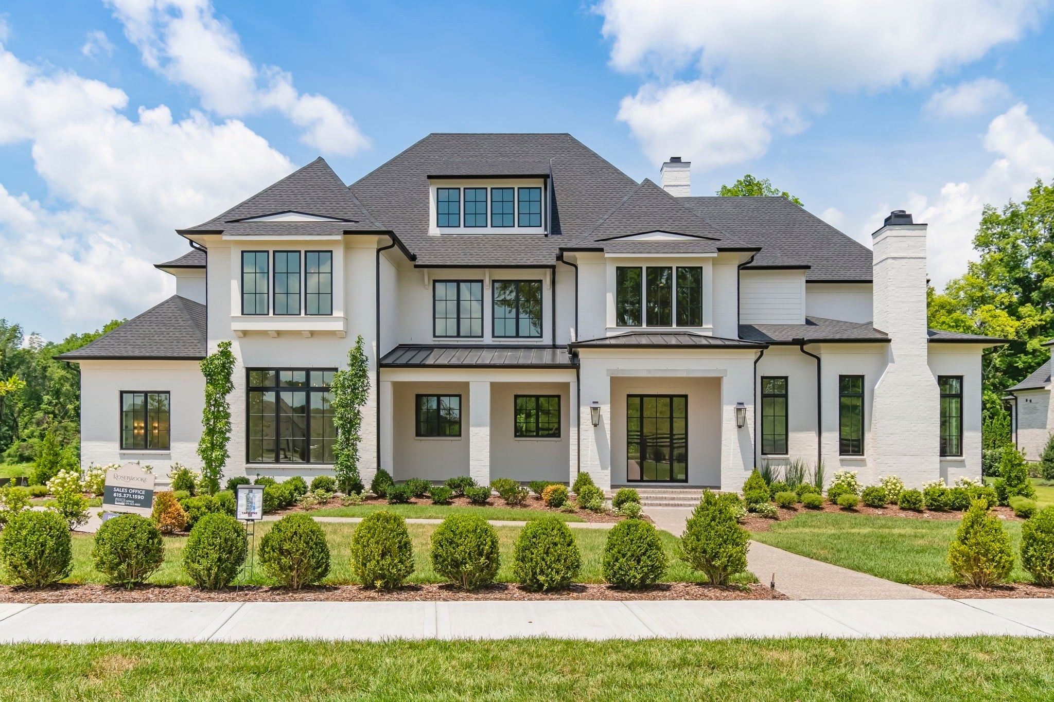 1669 Heartwood Ln - home for sale