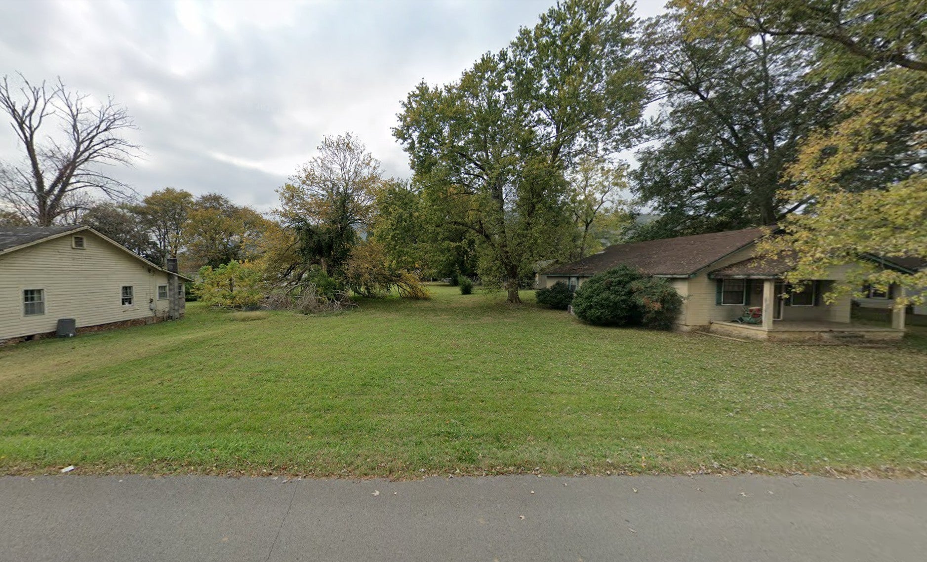 203 Maple Ave