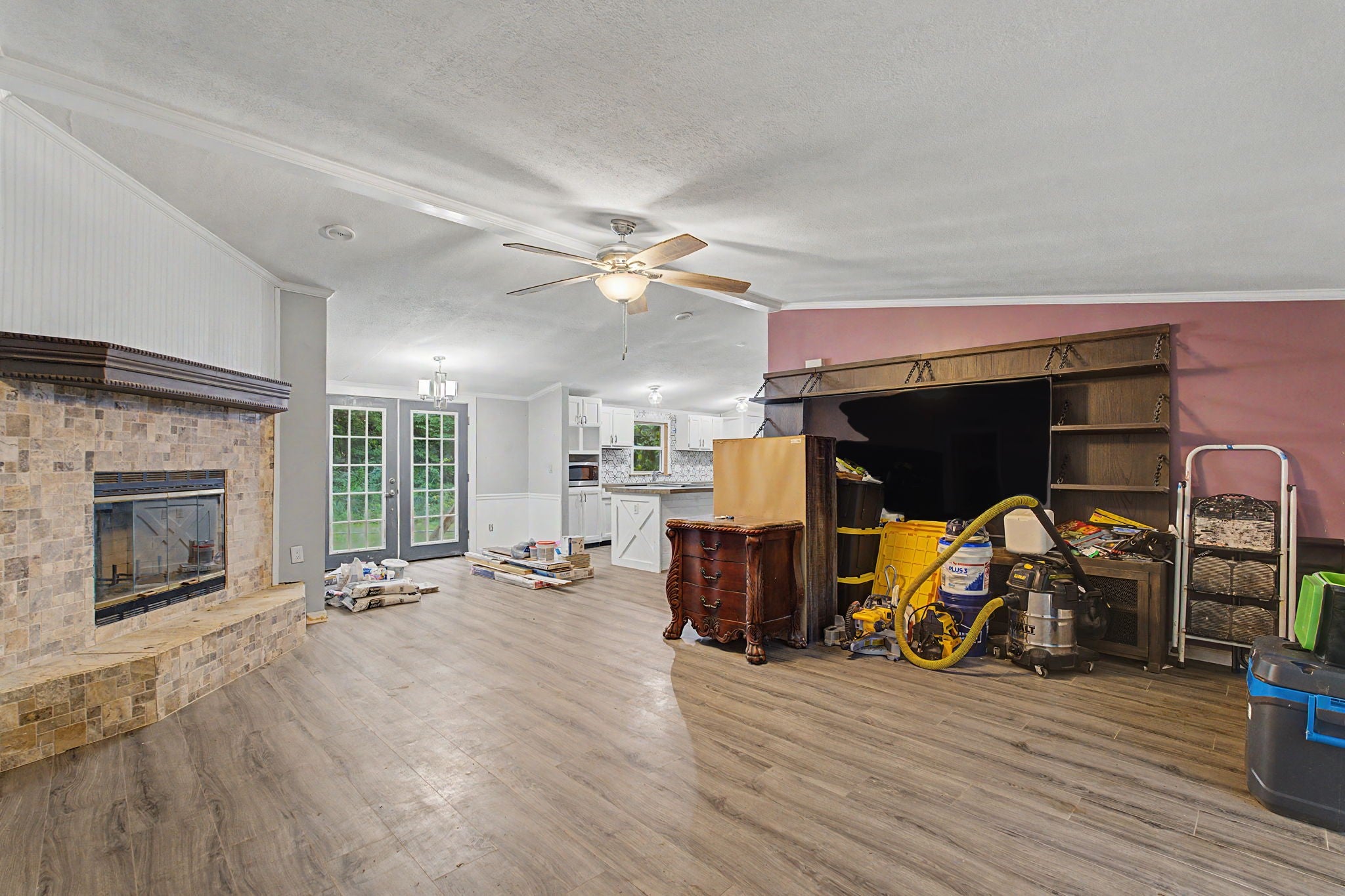 335 Thompson Way