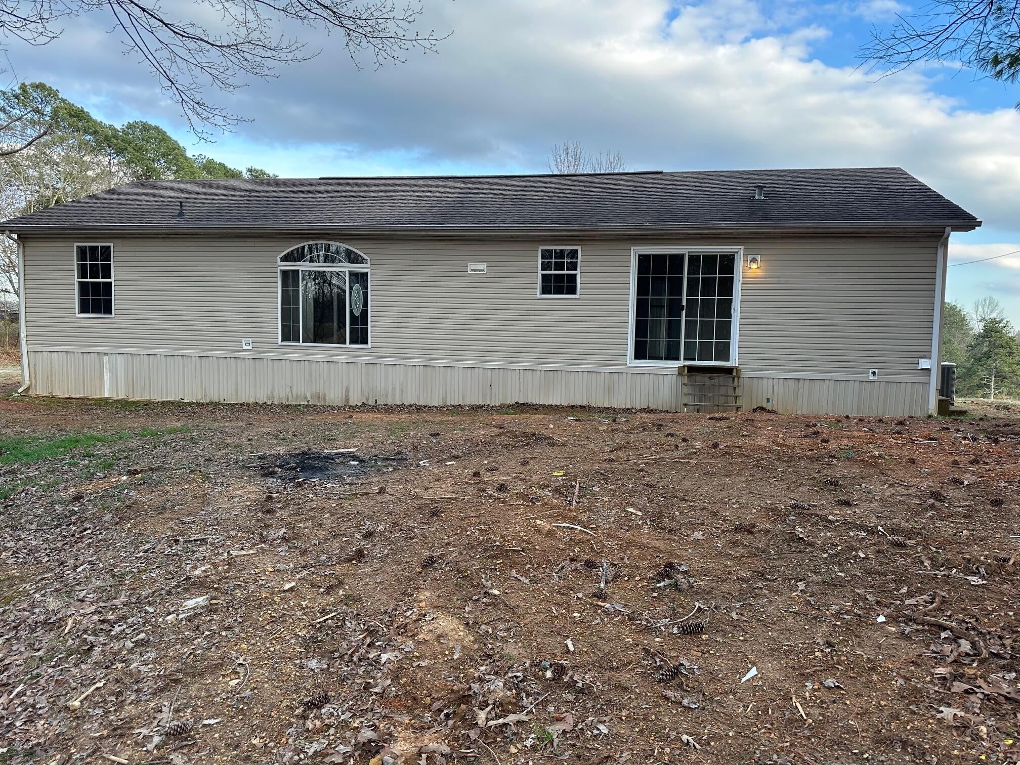 1285 Dyer Road