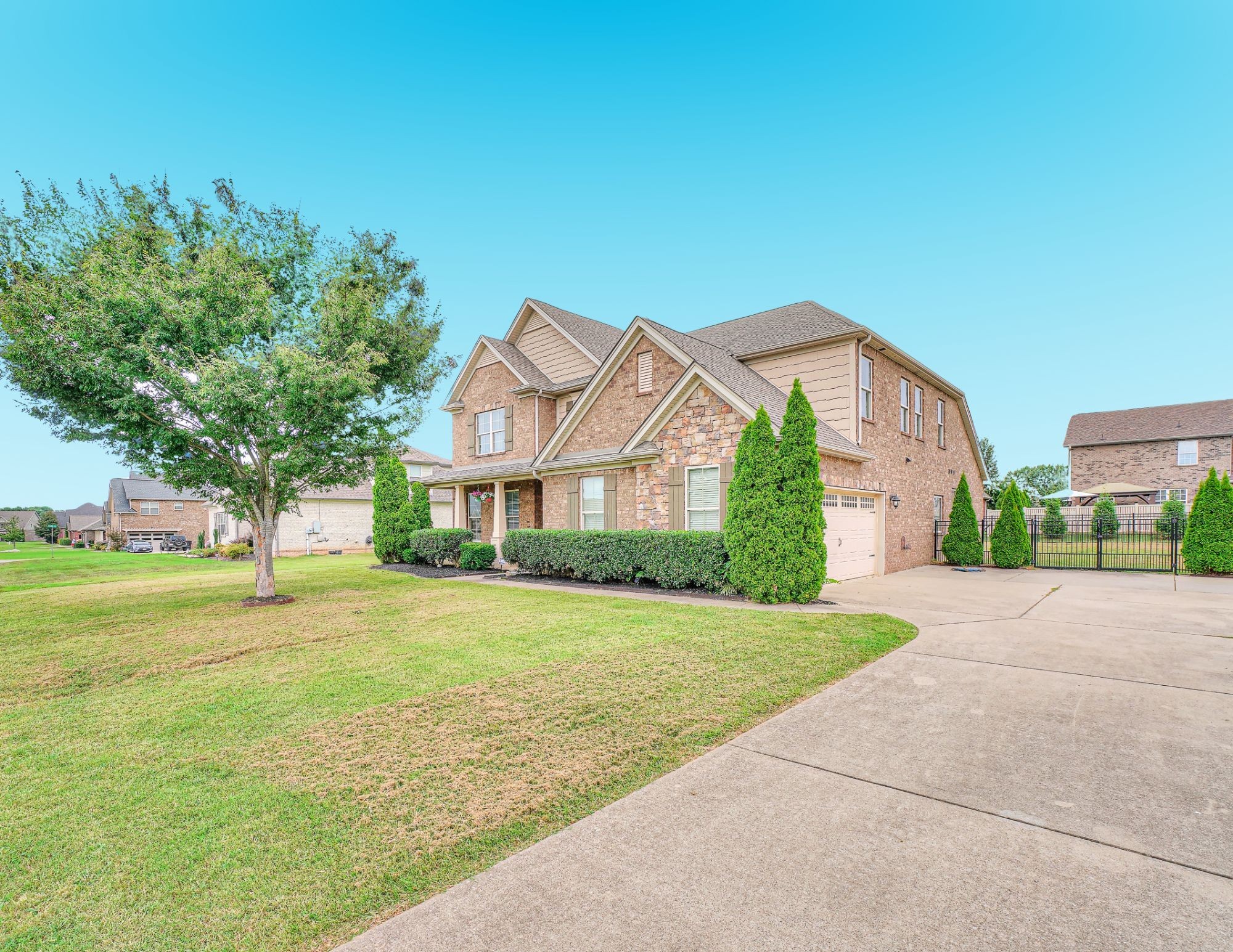 5028 General Eisenhower Dr