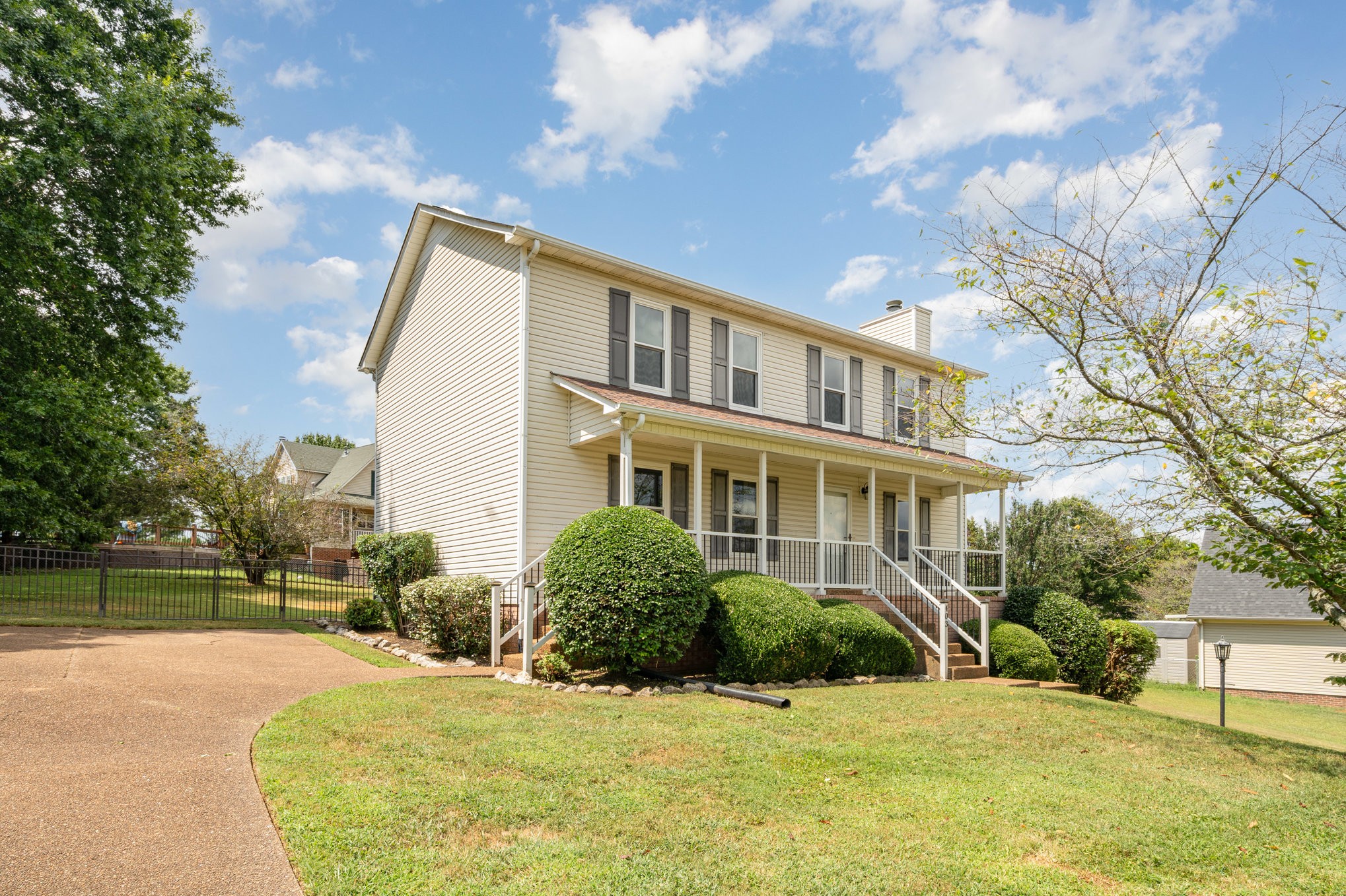 403 Forrest Dr