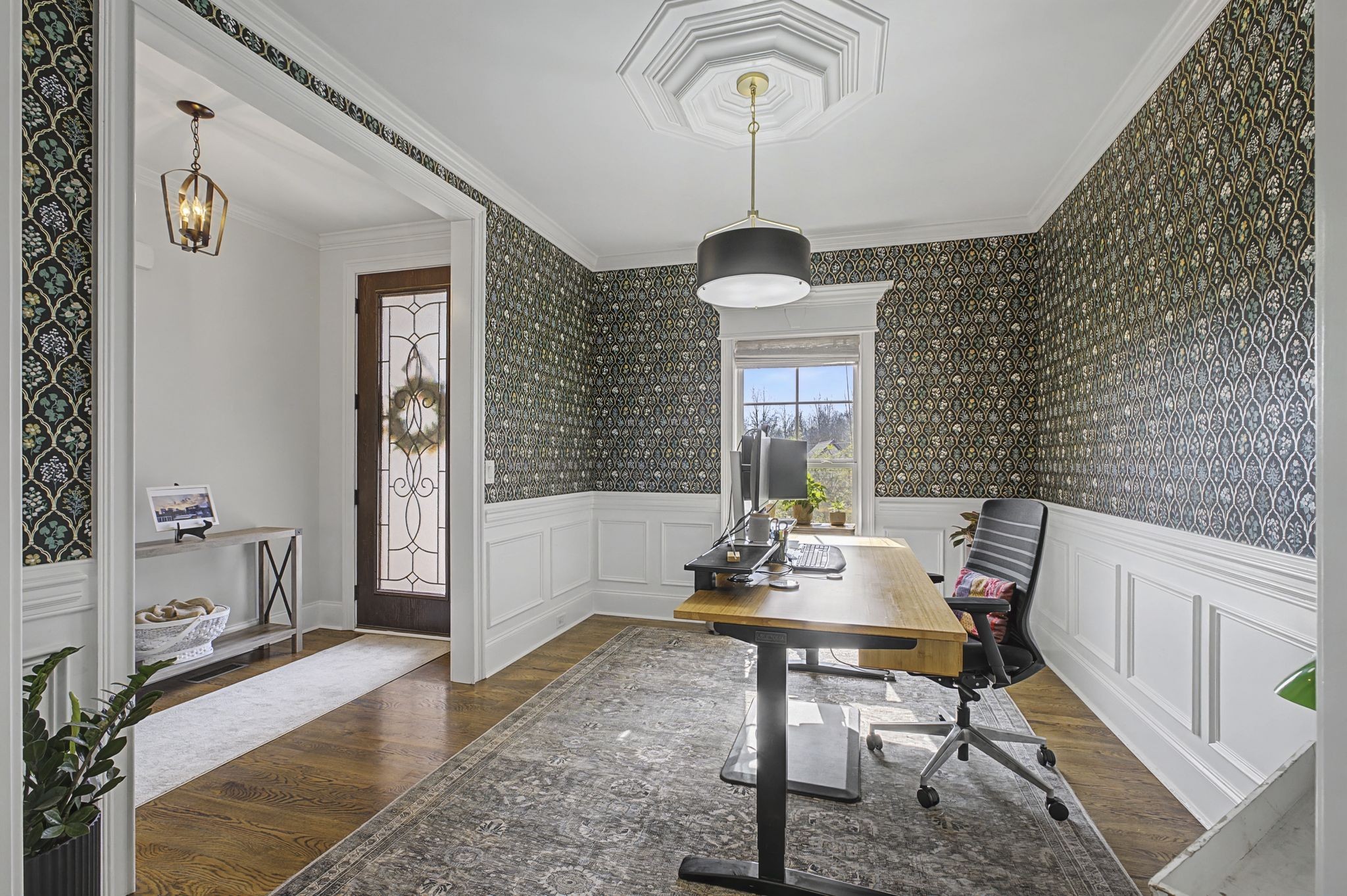 1100 Lake Highland Dr