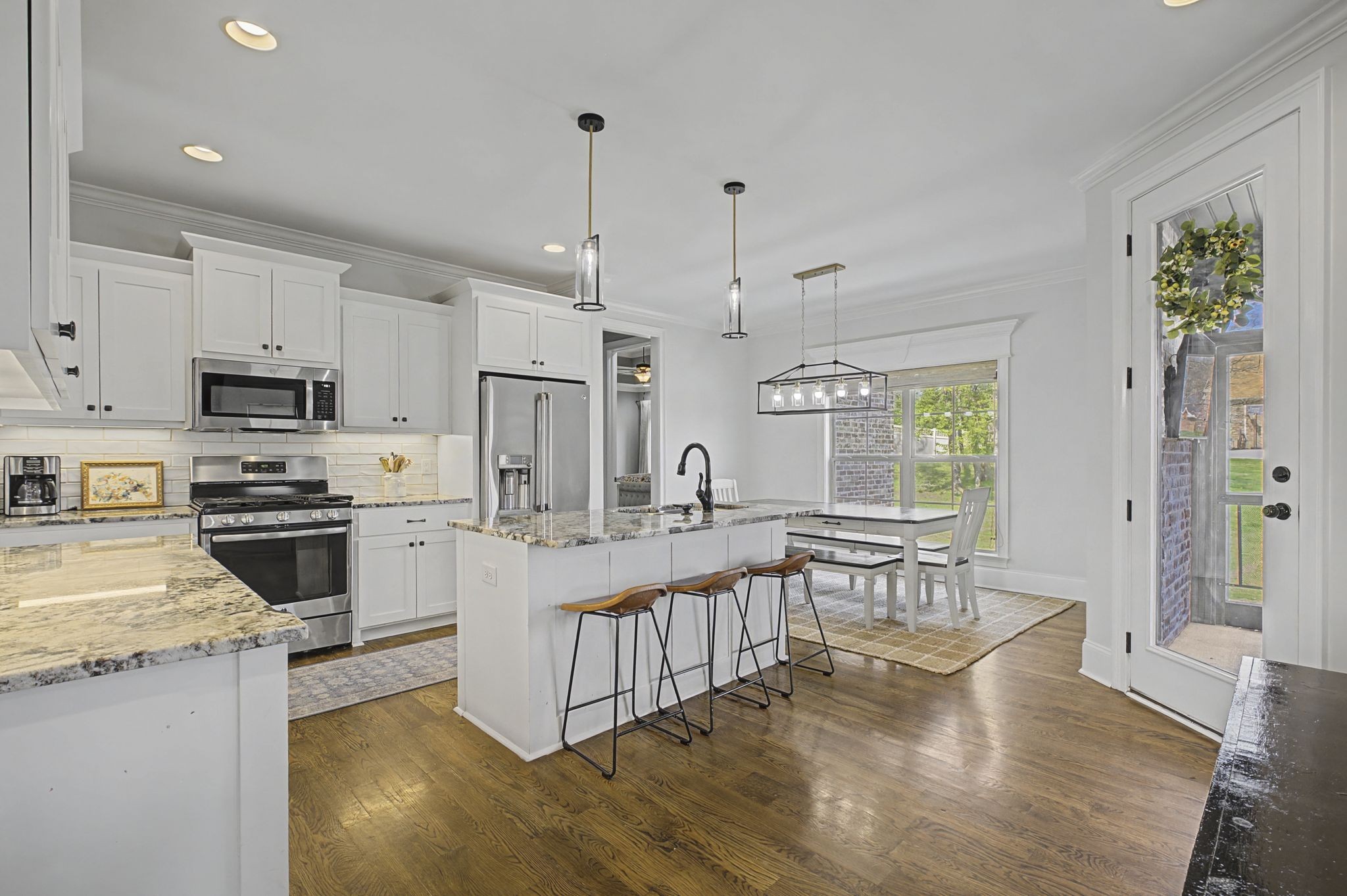 1100 Lake Highland Dr