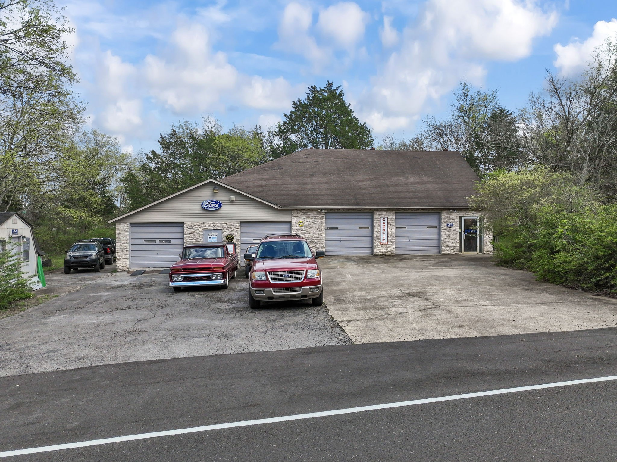 10956 Old Lebanon Rd