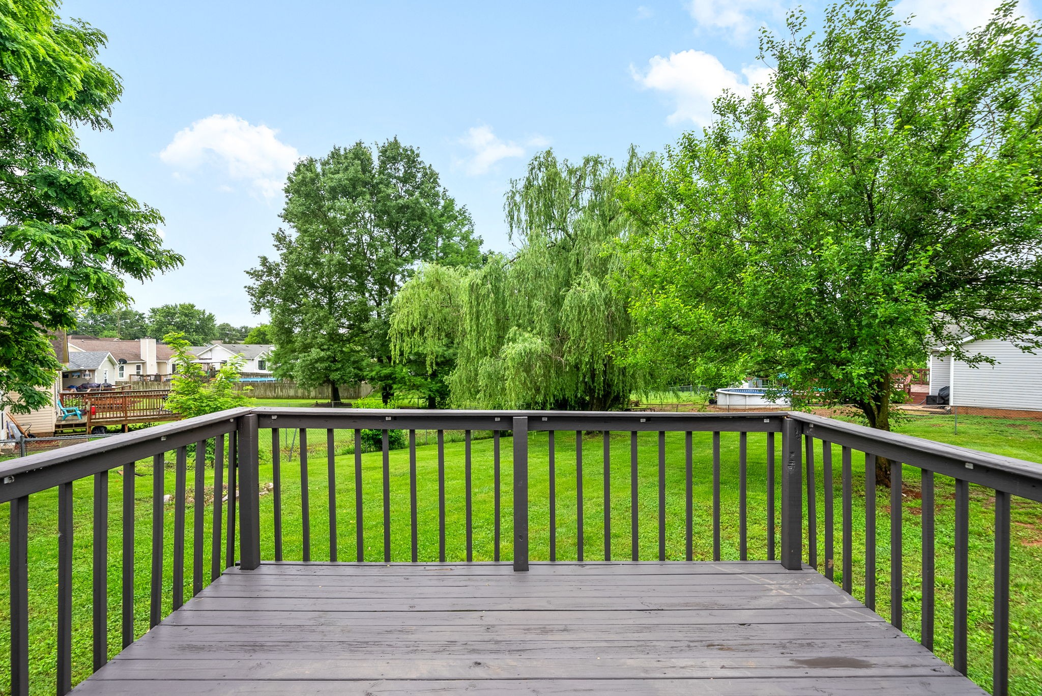 Clarksville, Tennessee 37042, United States, 3 Bedrooms Bedrooms, ,2 BathroomsBathrooms,Residential,Active,213394