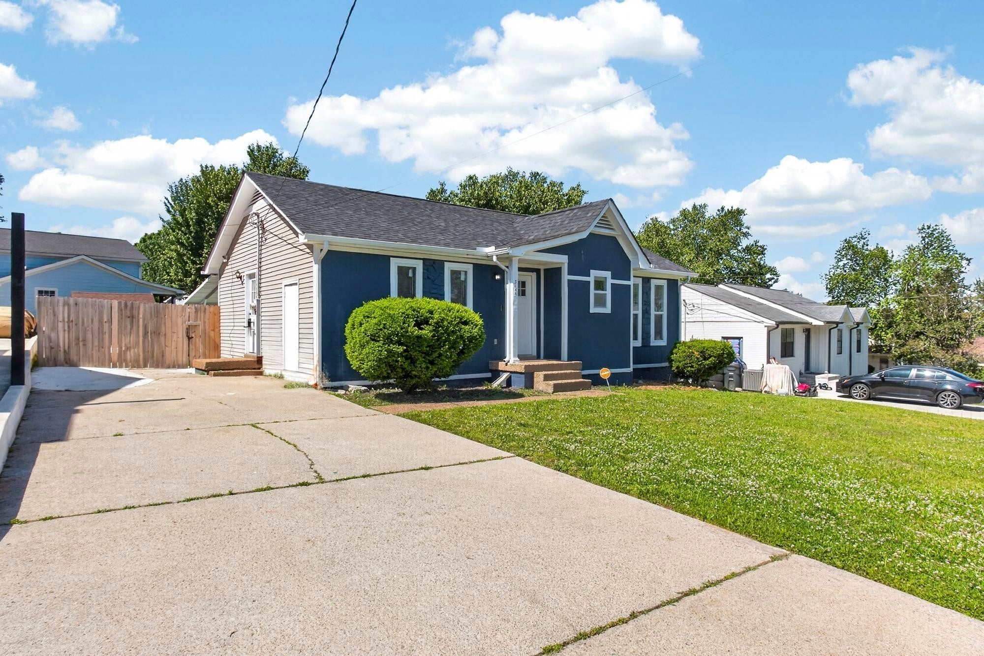 3153 Towne Village Rd