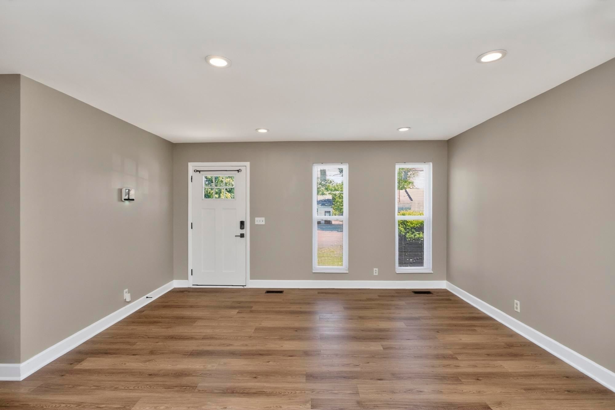 3153 Towne Village Rd