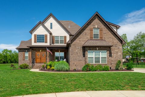 105 Bowwater Pl Gallatin TN 37066