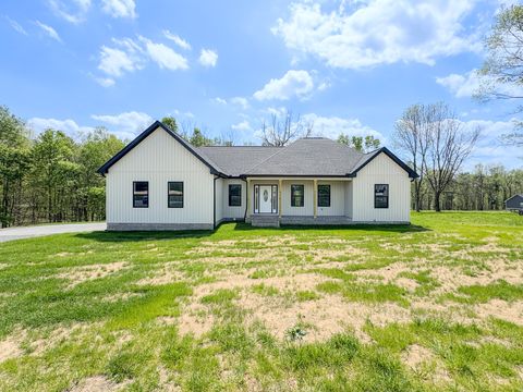 1737 Shiloh Rd Lafayette TN 37083