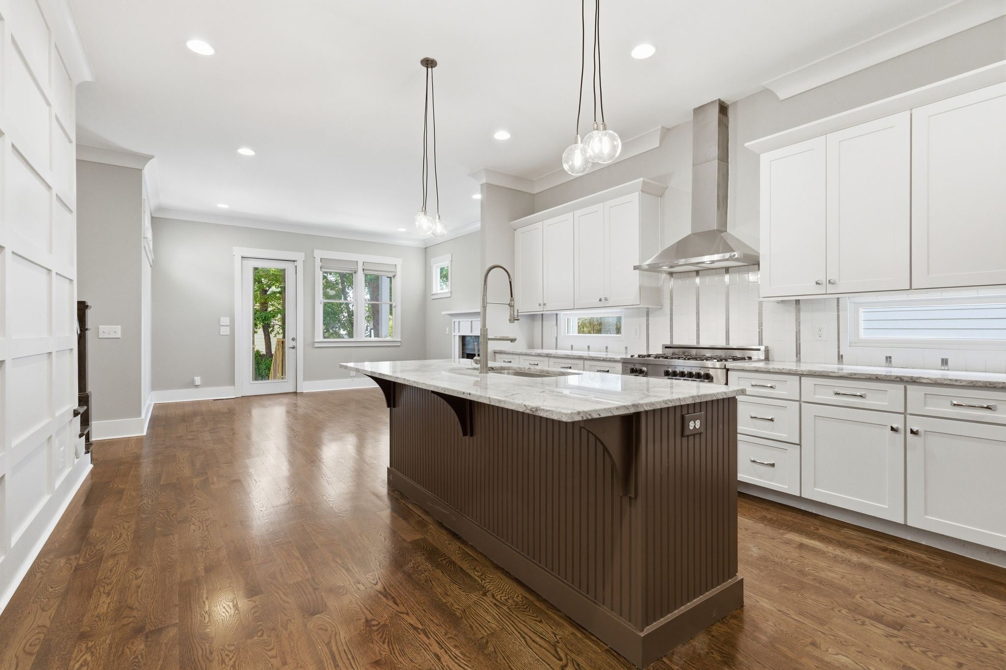 4-bed listing at 821 Knox Ave, Nashville