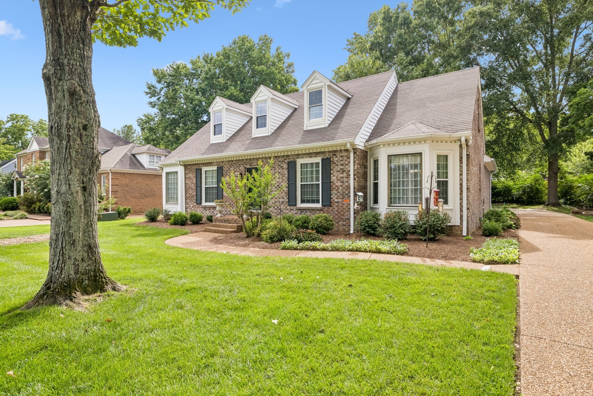 5-bed home for sale in Franklin, TN 37069, 402 Cotton Ln 402 Cotton Ln, Franklin TN 37069 5-bed home, photo 4 of 60