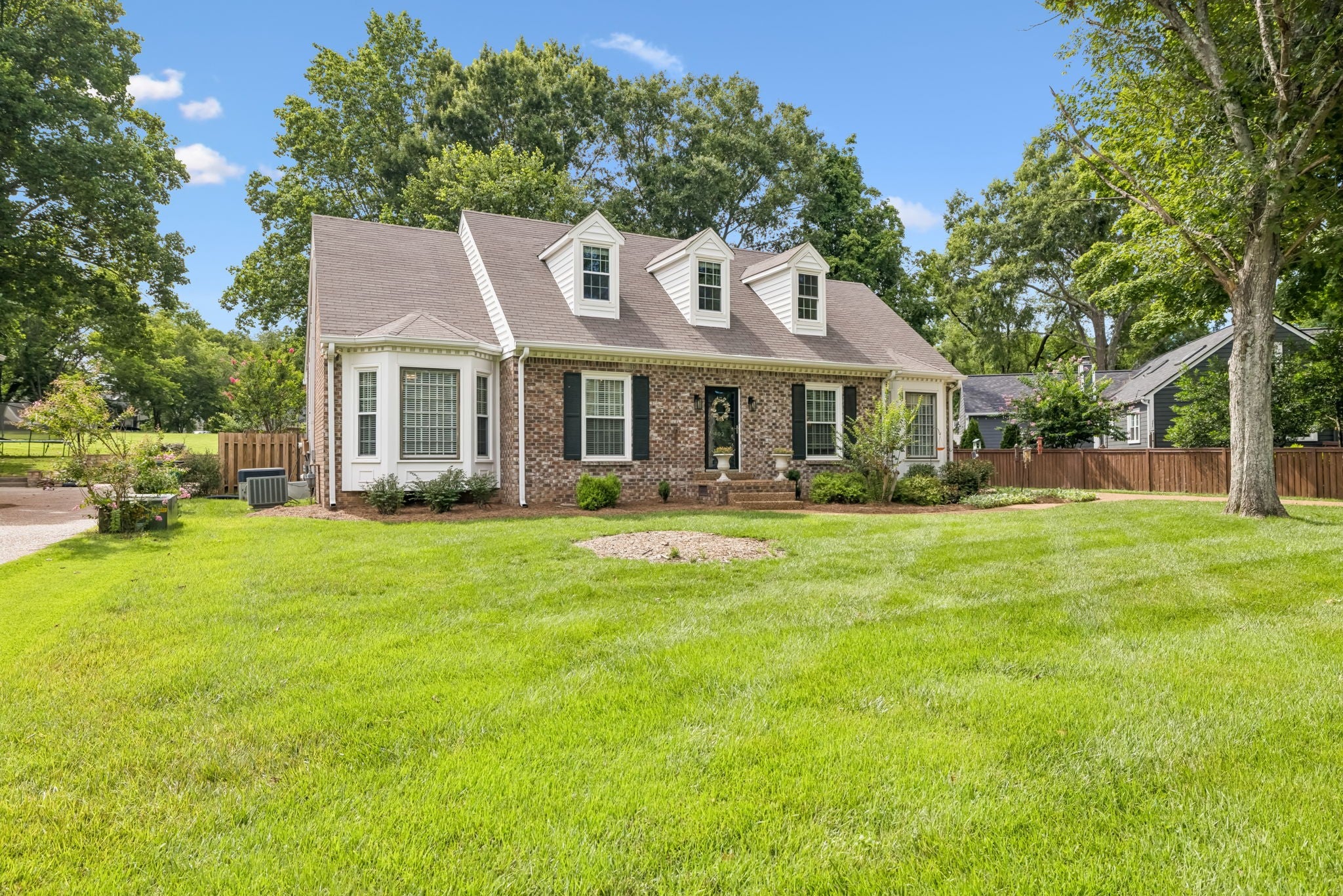 5-bed home for sale in Franklin, TN 37069, 402 Cotton Ln 402 Cotton Ln, Franklin TN 37069 5-bed home, photo 1 of 60