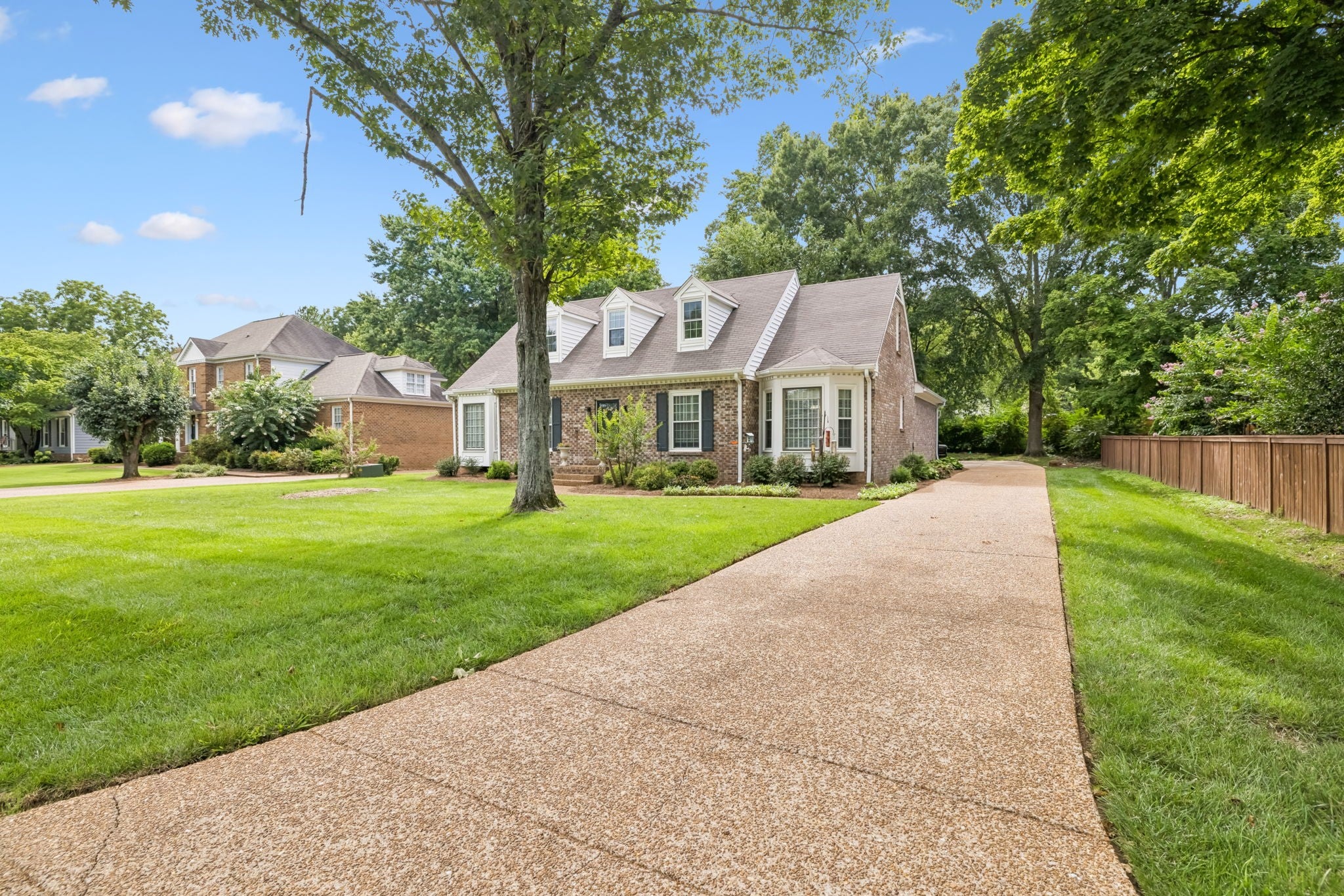 5-bed home for sale in Franklin, TN 37069, 402 Cotton Ln 402 Cotton Ln, Franklin TN 37069 5-bed home, photo 3 of 60