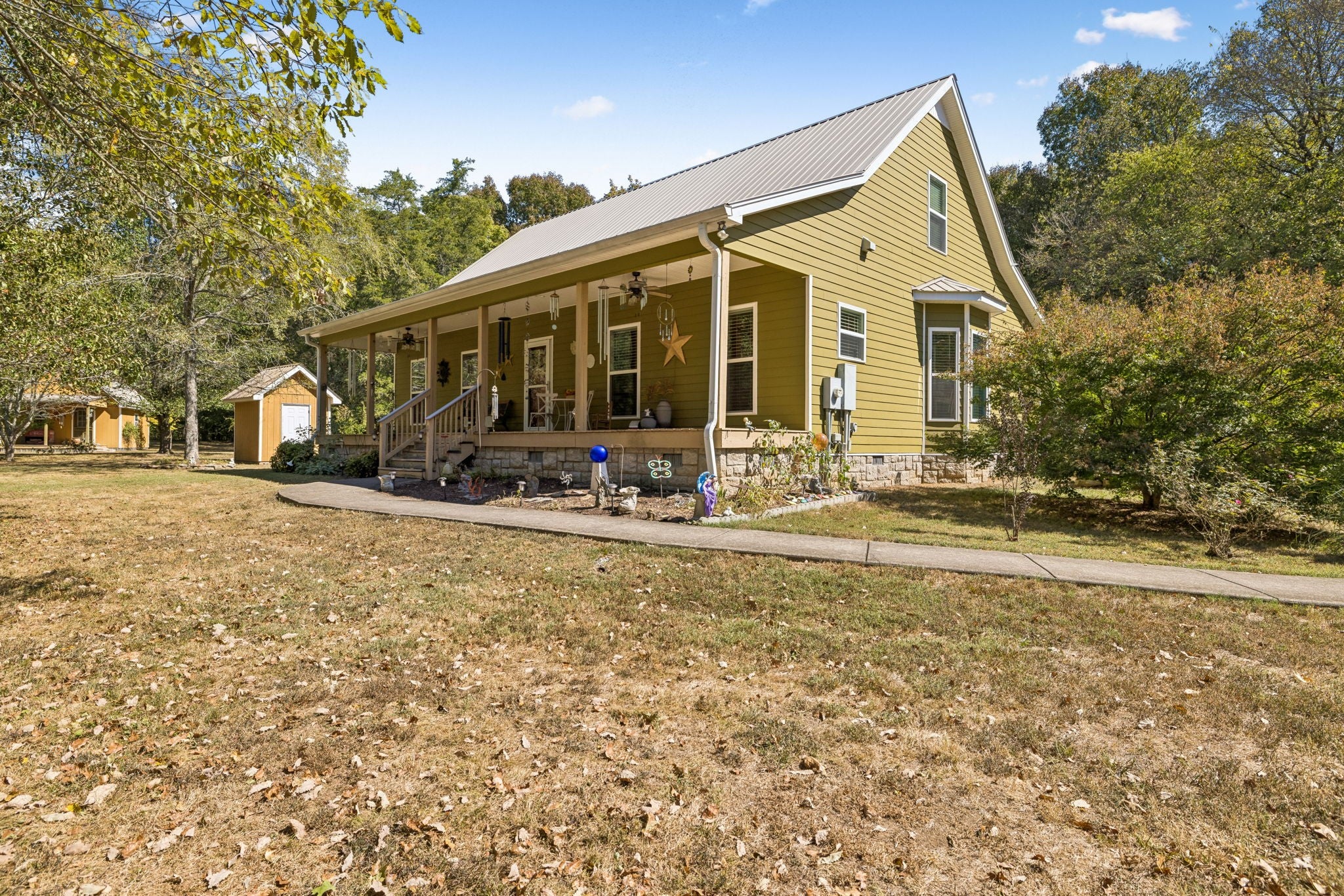 1421 Milltown Rd