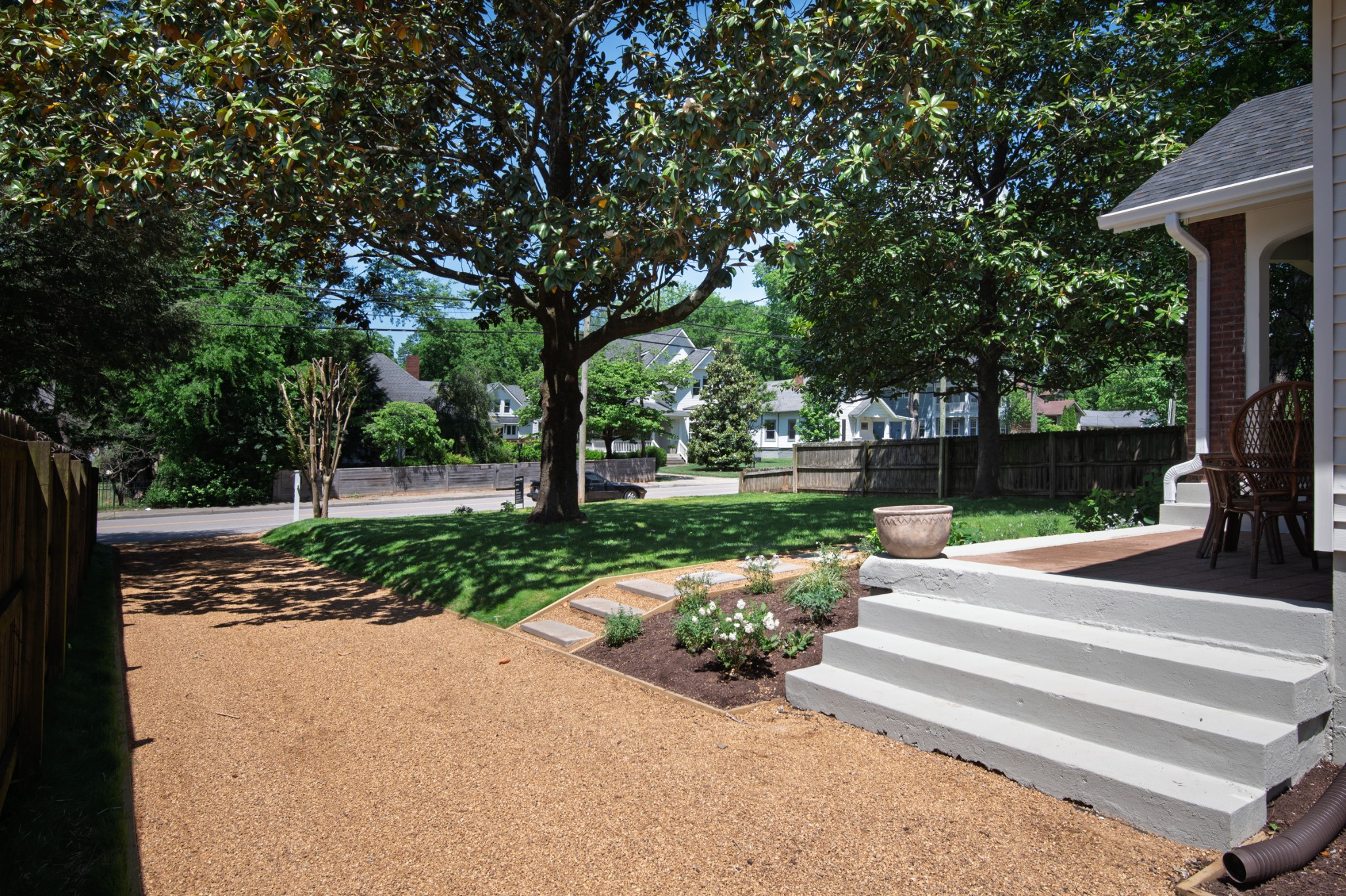304 Scott Ave