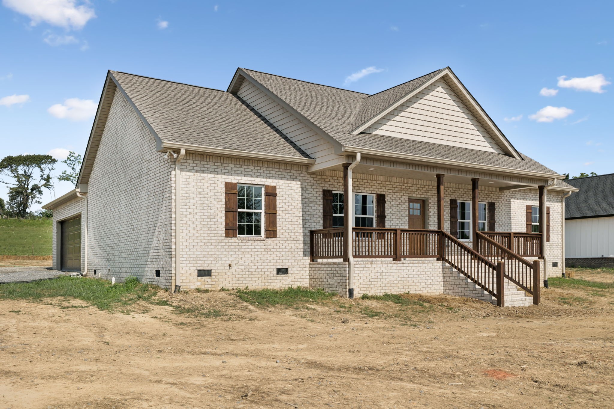 670 Howell Rd