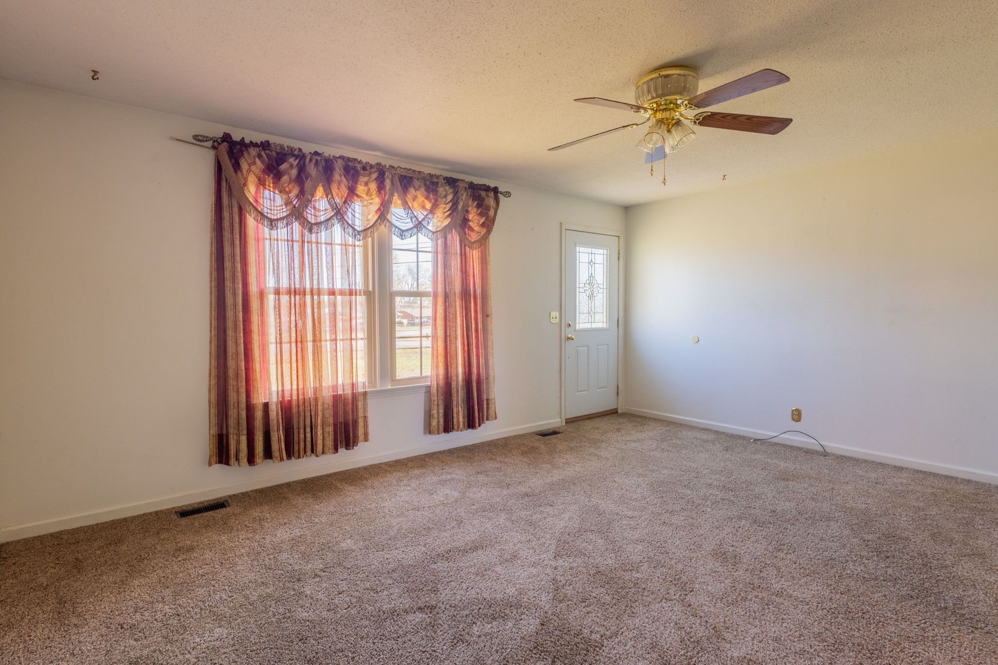 312 Mills Dr