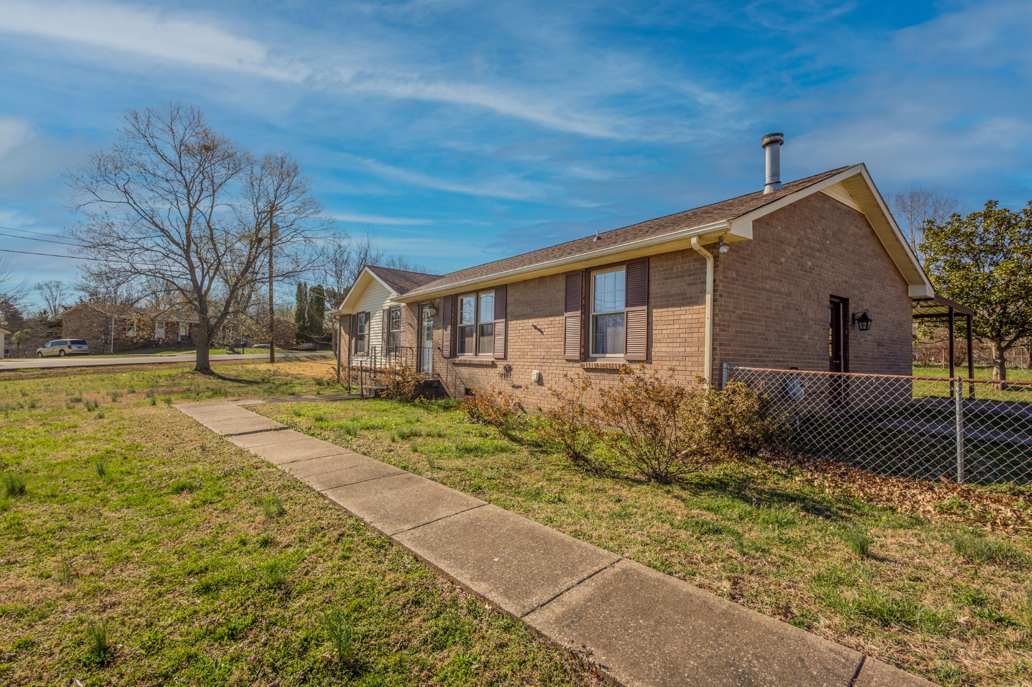 312 Mills Dr