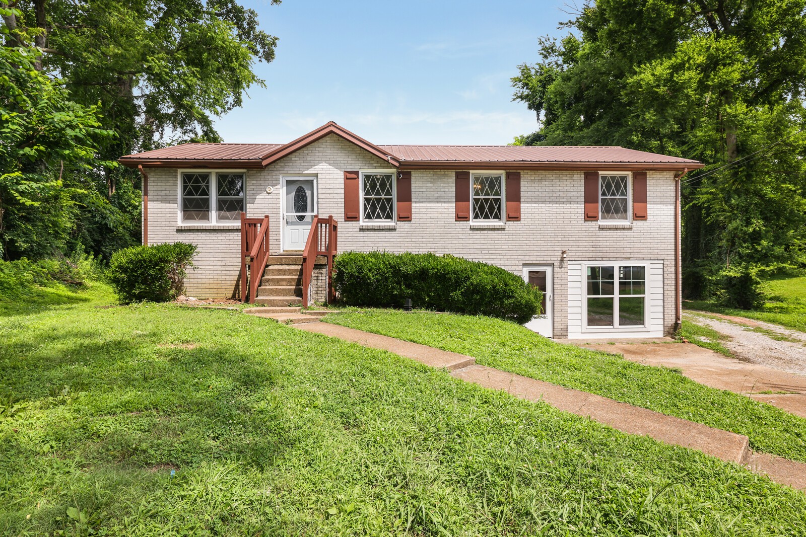 201 Sterry Ct