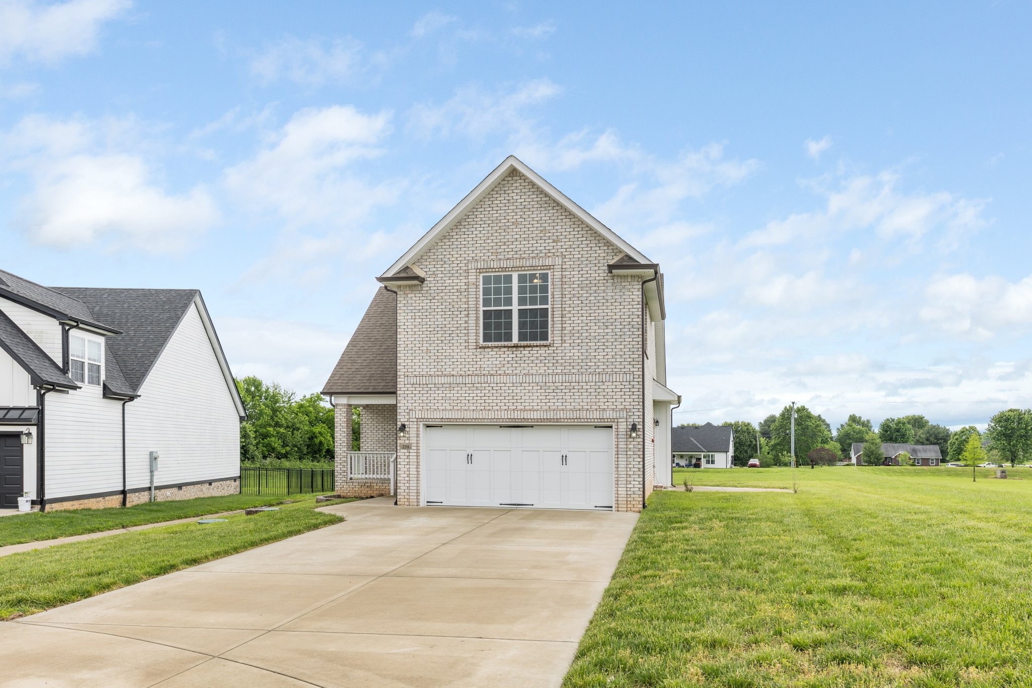 258 Jesse Dr