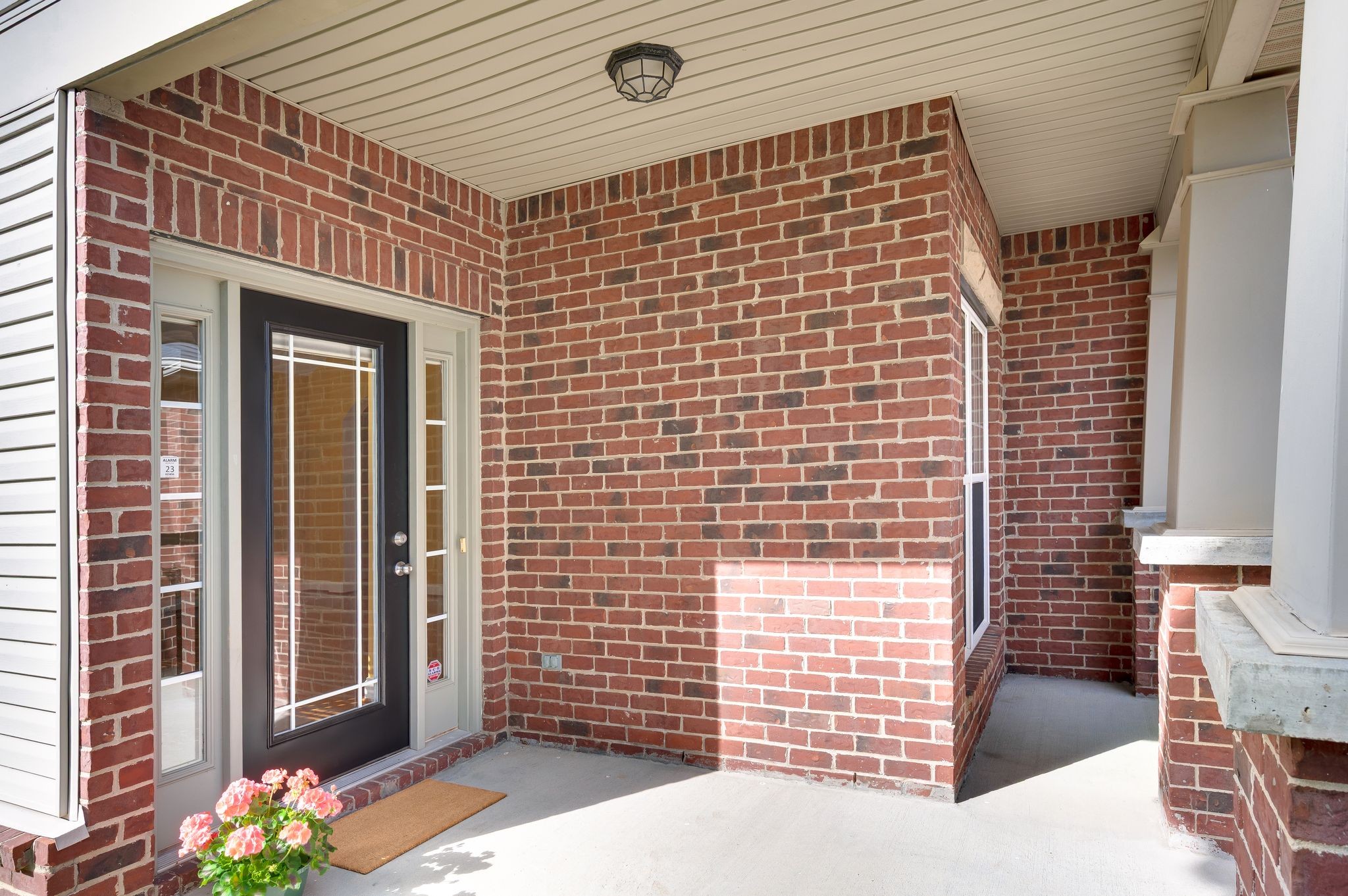 1509 Bending River Dr