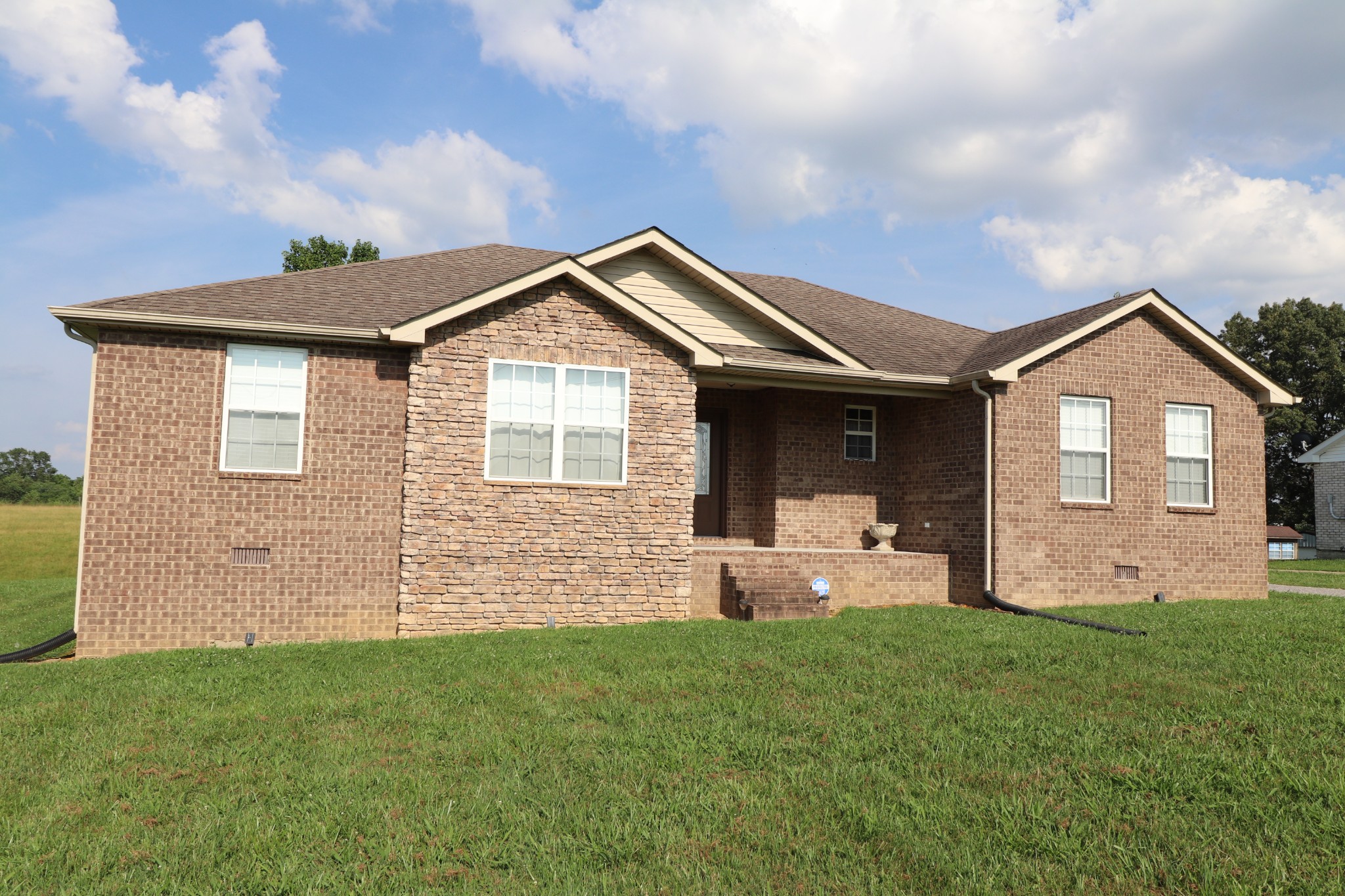 120 Mai Ridge Ln