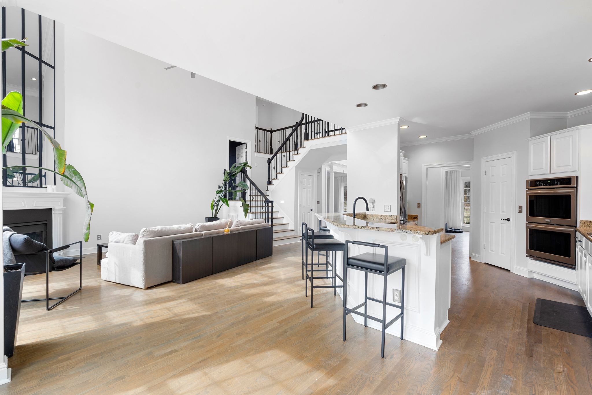 501 Solomon Dr