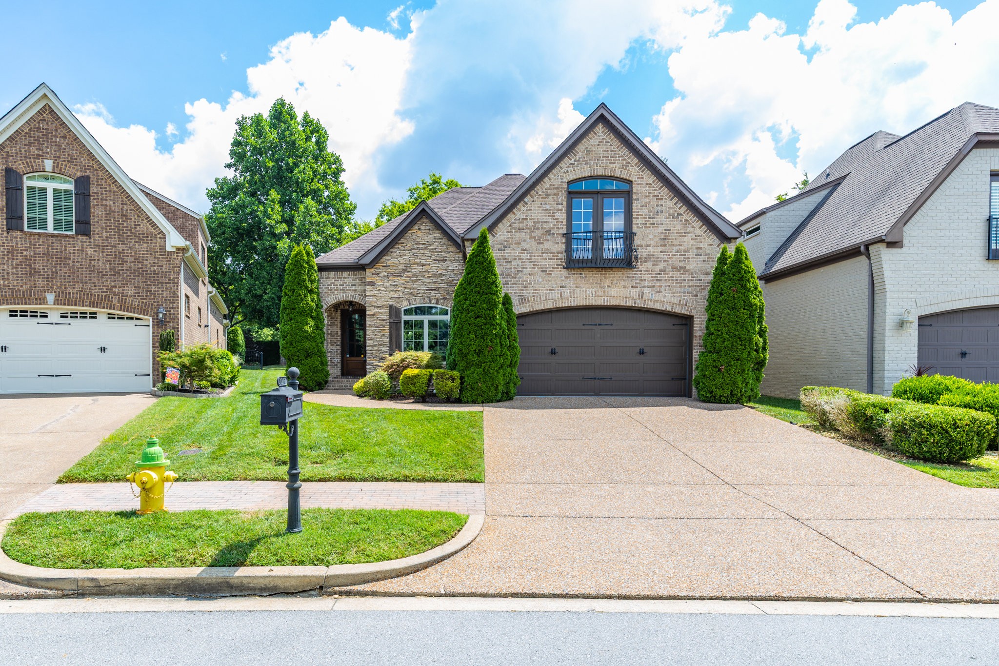 1017 Jarman Pvt Ln