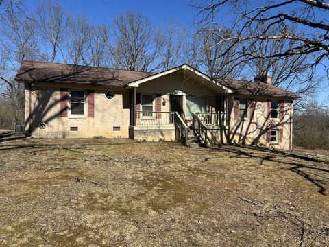 Photo of 120 Ravenwood Cir, Dickson, TN 37055 (MLS # 3136668)