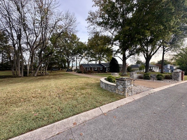 654 Bay Point Dr