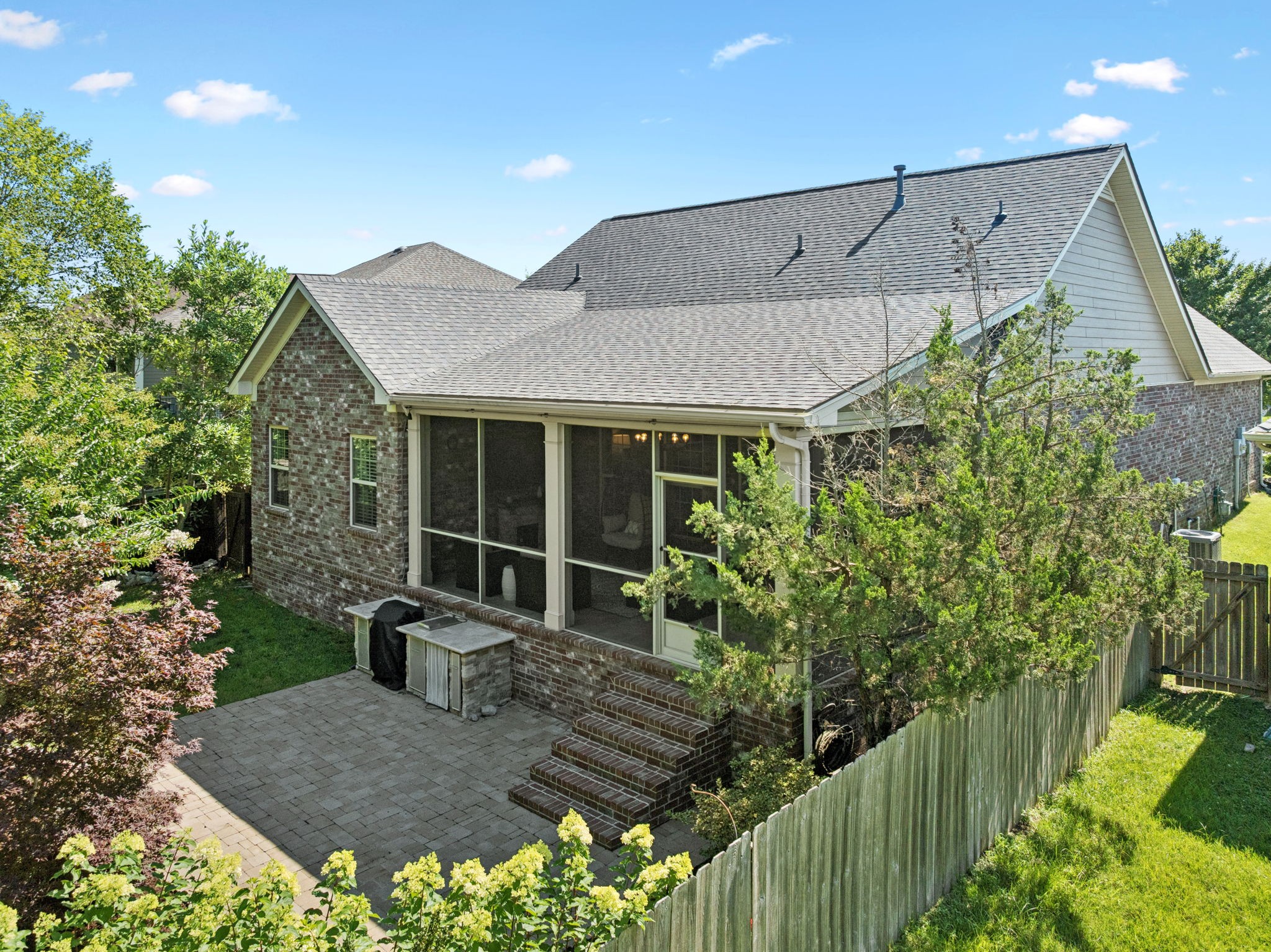 2158 Kirkwall Dr