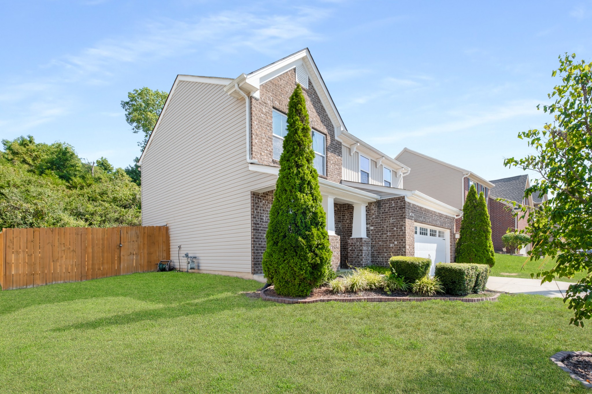 2625 Jordan Ridge Dr