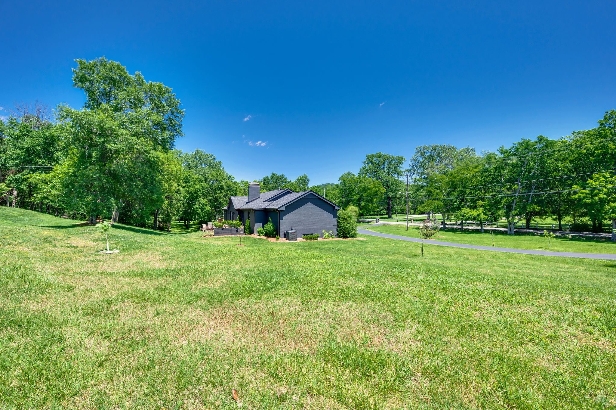 Brentwood, Tennessee 37027, United States, 4 Bedrooms Bedrooms, ,3 BathroomsBathrooms,Residential,Active,136698